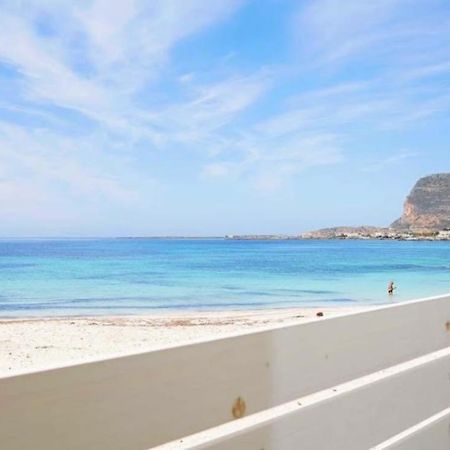 Stabilimento Lido Burrone Bed and Breakfast Favignana Esterno foto